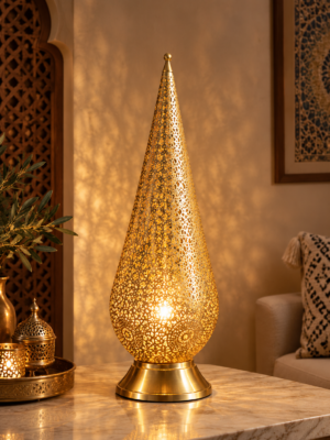 Lanterne marocaine dorée et chaleureuse Handmade Moroccan Brass Lantern – Moroccan Table Lamp with Intricate Filigree Design